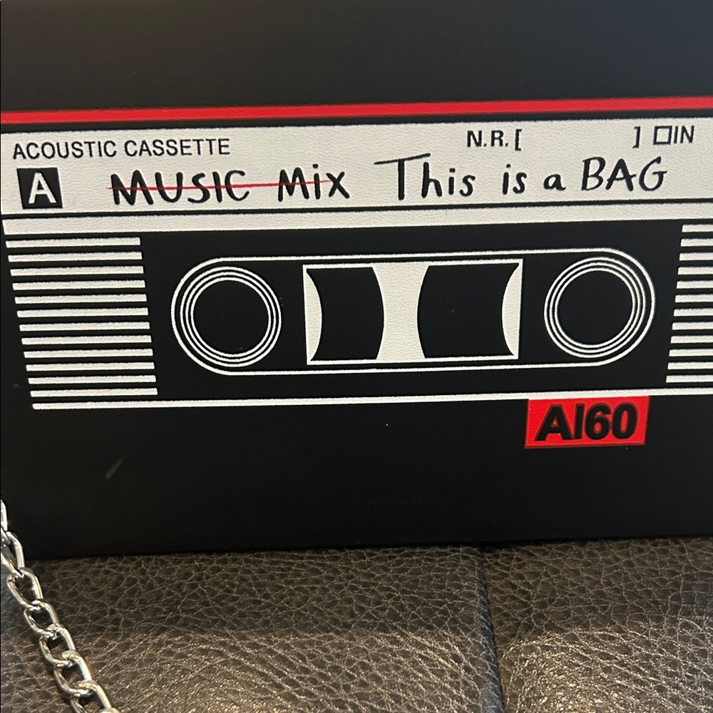 Retro Cassette Tape Novelty Bag - Black NWT - Picture 2 of 5